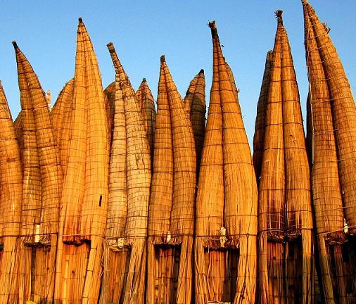 caballitos de totora