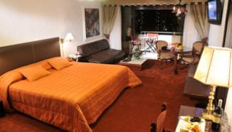 el condado lima hotel