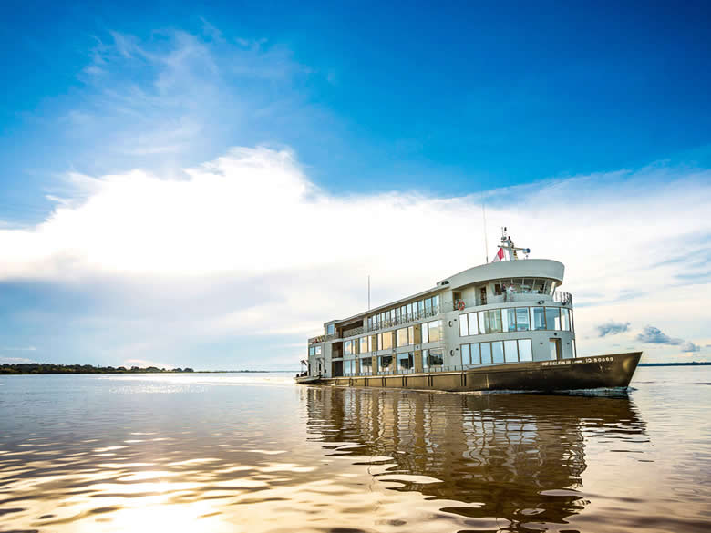Iquitos Crucero Tour